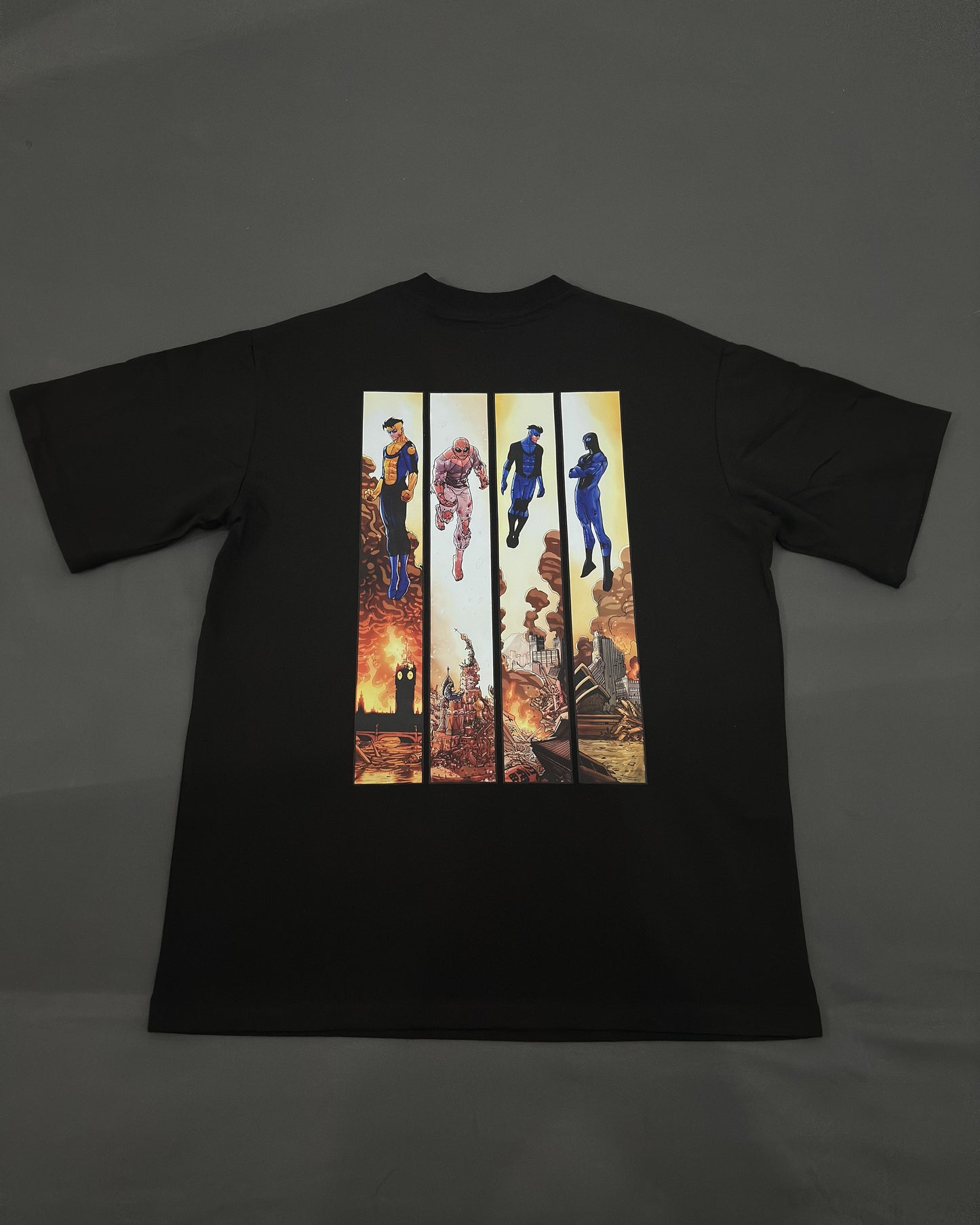 CAMISETA INVINCIBLE OVERSIZE NEGRA 250GSM