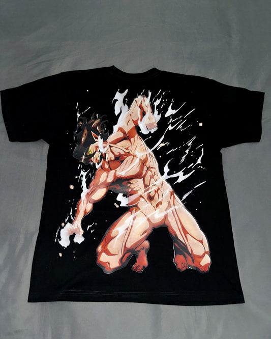 CAMISETA TITAN DE ATAQUE OVERSIZE NEGRO